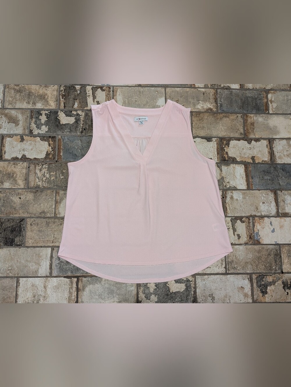 89th & Madison Soft Blush Pink V-Neck Tank Top - Women's Size XL